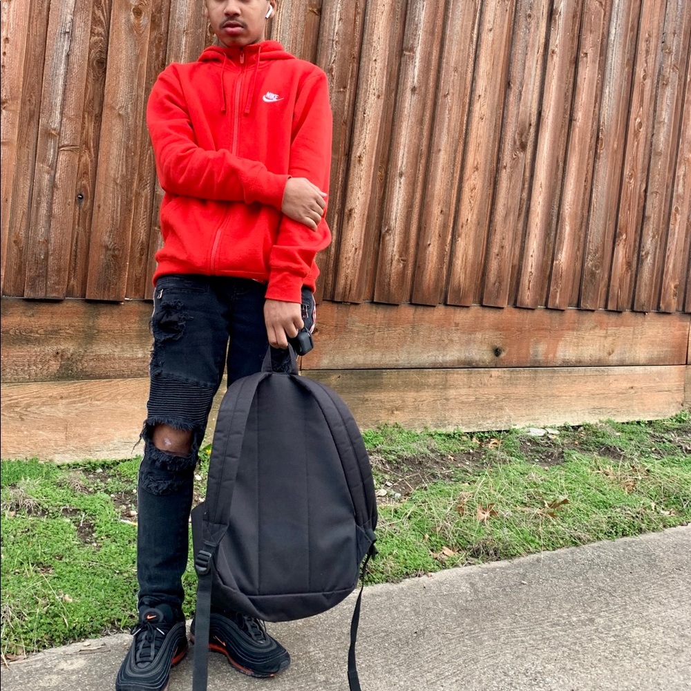 Meet your Posher, Mac